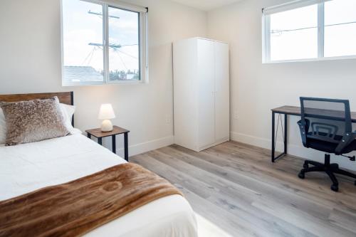 Stylish & Cozy Retreat Near USC & Downtown LA 4