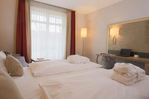 Comfort Room with Balcony or Terrace