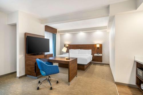 Hampton Inn Petersburg-Fort Gregg Adams