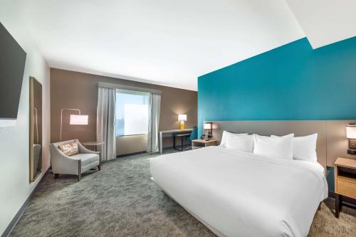 1 queen bed