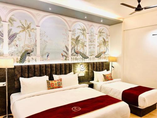 Family Suite with Balcony room in The Origin Suites opp Hyatt Regency