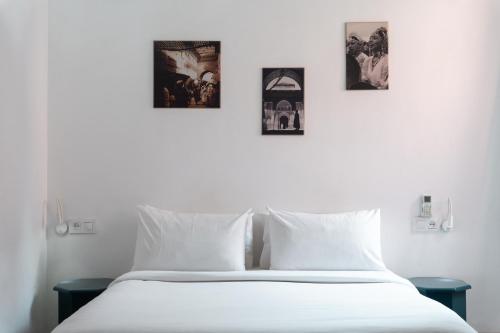 Double Room image 2