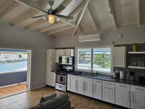 216A Upper Level, Deluxe 1 Bedroom, Jolly Harbour (foto 5)
