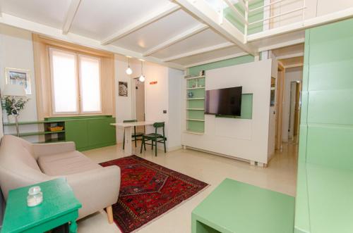 Brenta Flat, Milano