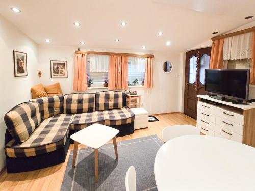 บริการและสิ่งอำนวยความสะดวก, House Banovci with private Sauna in บานอฟชี