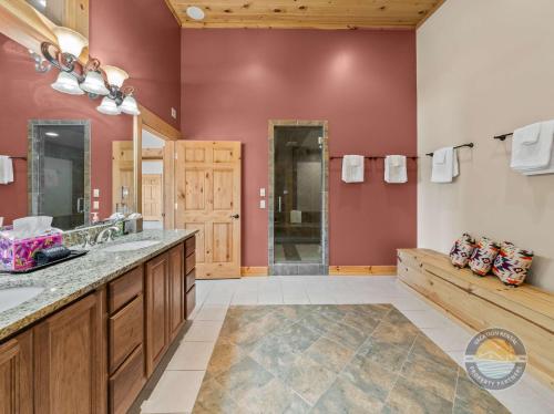 Elyss's Ranch Pool Near Williams Bay Beach Elyss's Ranch Pool Near Williams Bay Beach