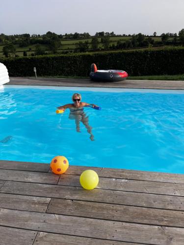 Le Rocher classé trois étoiles, N1 gîte à louer Saint-Georges-de-Noisné