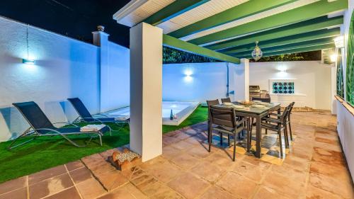 Holiday Home image 10