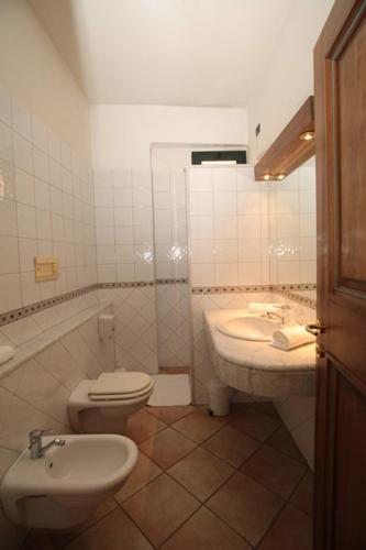 Hotel Belvedere - image 11