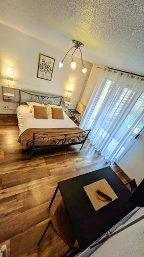 1 double bed