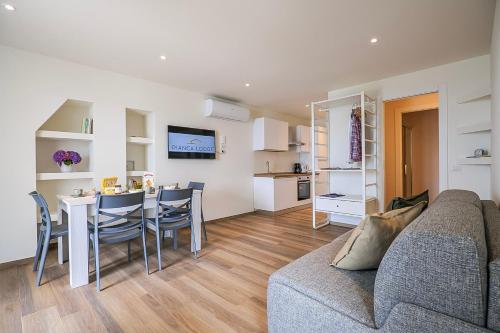 PiancaLodge by Lago Reisen in Kanero Riviera