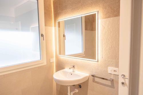 The Green Park Hotel - image 4