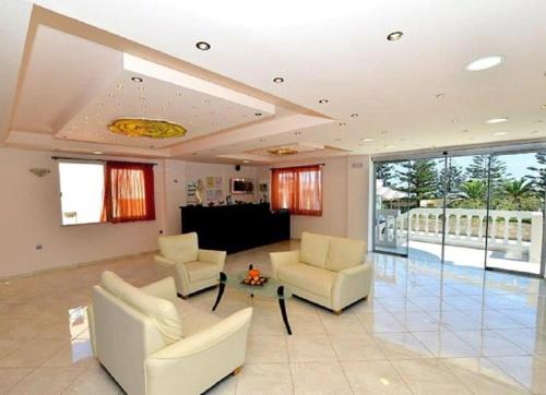 Lobby, Golden Rose Suites in Kolimvari