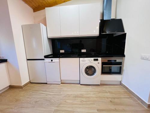 Rosa Rooms, Habitacion con bano privado in Pozuelo De Alarcon