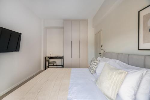 Lovely 3BR Apartment in Pangrati by UPSTREET