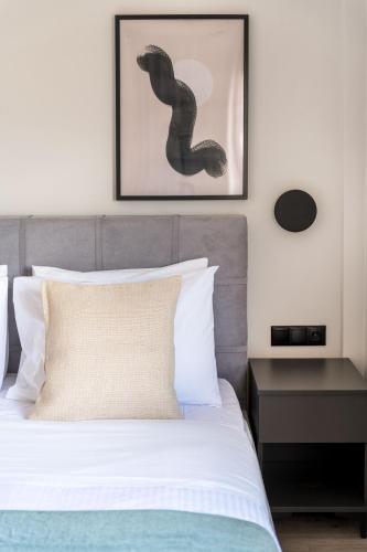 Lovely 3BR Apartment in Pangrati by UPSTREET - image 3