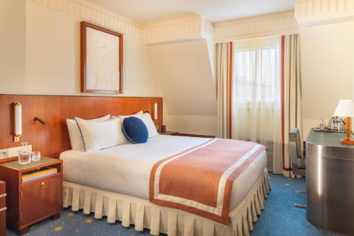 room detail thumbnail 0