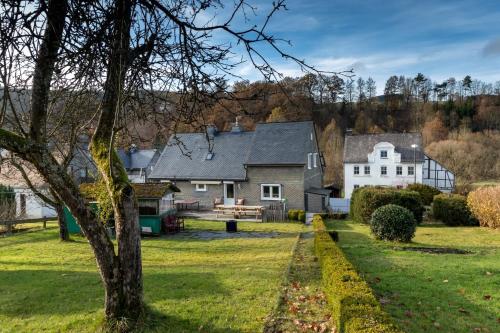 Geraumiges Ferienhaus bei Winterberg in Siedlinghausen