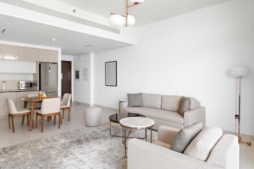 Silkhaus Vacation Homes Beach Vibes with Harbor View & Private Beach, Dubai (Foto 8)
