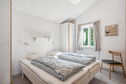 Three-Bedroom Holiday Home  image 10