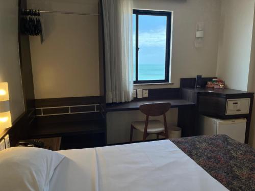 Standard Double Room image 5