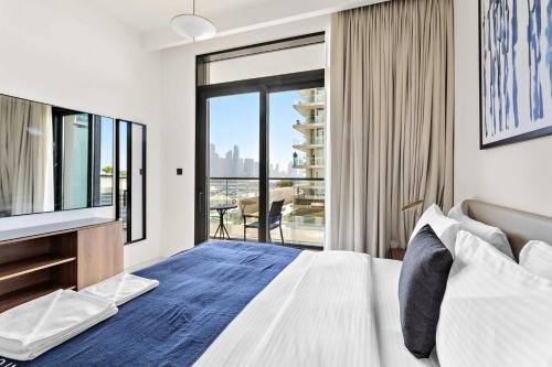 Silkhaus Marina View in New Luxury Neighborhood - image 8