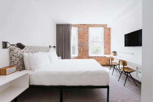 Hotel Hive - image 6