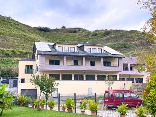 Weingut & Straußwirtschaft Vogel Weingut & Straußwirtschaft Vogel