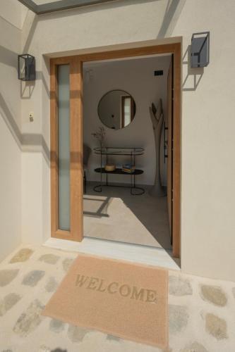 Entrance, Akria Thea in Agios Georgios