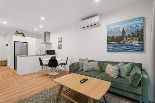 Fantail Retreat | Alpine Stay Near Coronet Peak - image 9