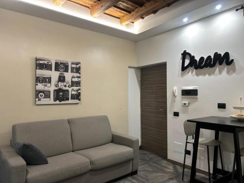 DaVinci Apartament near Duomo - image 5