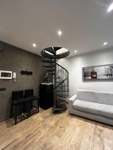 Leonardo Duplex Apartment - image 12