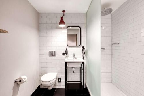 pentahotel Brussels City Centre - image 5