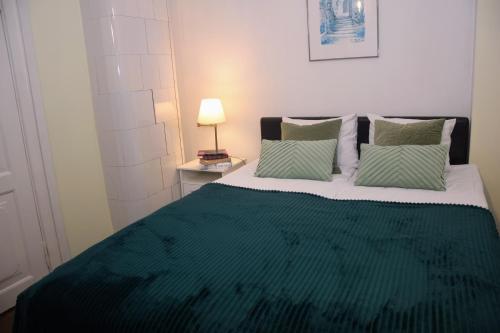 One-Bedroom Apartment image 10