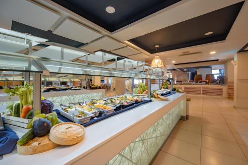 db Seabank Resort + Spa All Inclusive in Mellieha