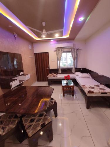 Natkhat Homestay, Garudeshwar