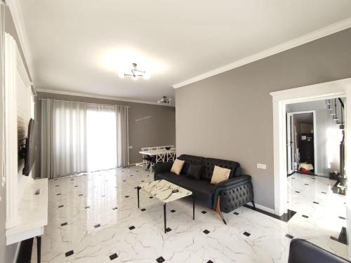 Natiq villa in Qechresh
