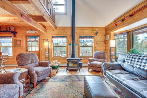 Secluded Black Hawk Log Cabin with Fire Pit! in Black Hawk, USA