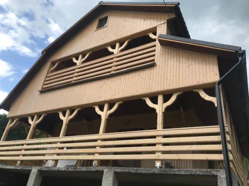 Cabana Elveția (Cabana Elvetia) in Brădeţelu