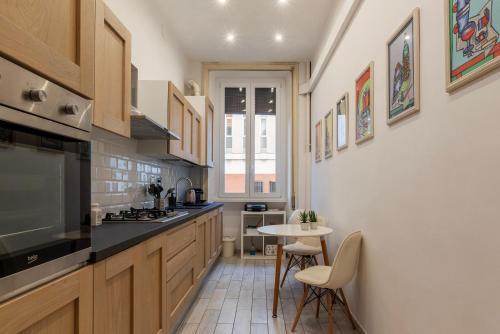 Lungotevere Bright and Elegant Period Apartment, Rzym (zdjęcie 5)