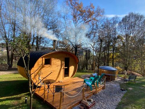 Tiny Resort Chotěvice 1 (Tiny Resort Chotevice 1) in พิลนิคอฟ