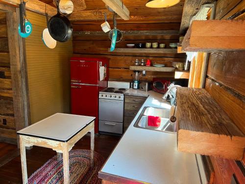 кухня, Quiver Beach Cabin in Havana