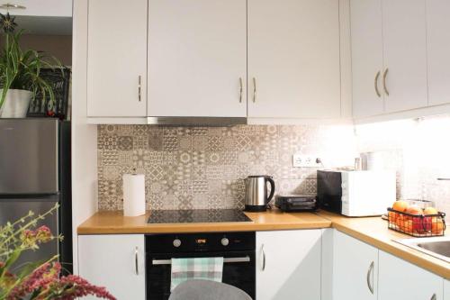 New house in Piraeus in ไพเรียส