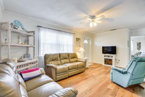 Cortez Home Near Anna Maria Island - WFH-Friendly! in Cortez, USA