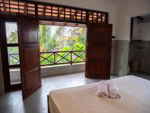 King Room with Balcony image 10