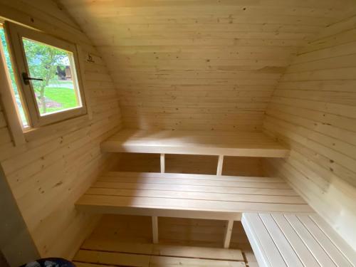 Tiny Resort Chotěvice 2 (Tiny Resort Chotevice 2) in พิลนิคอฟ