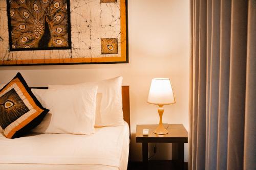 Double Room with Shared Bathroom image 1