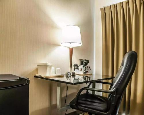 Deluxe Room with Two Double Beds - Second Floor