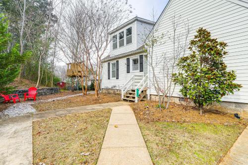 1 Mi to Ole Miss Family-Friendly Home! 1 Mi to Ole Miss Family-Friendly Home!