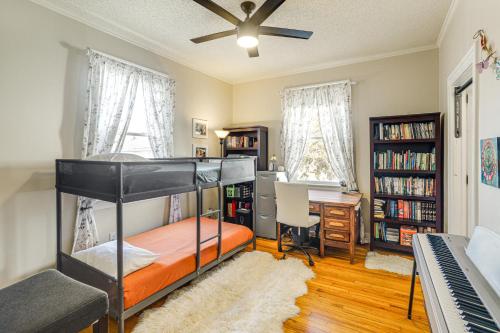 1 Mi to Ole Miss Family-Friendly Home! 1 Mi to Ole Miss Family-Friendly Home!